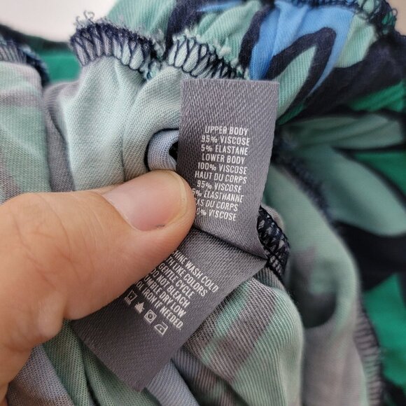 Aerie XS Navy Blue / Multicolored‎ Patterned Halter Neck Women's Jumpsuit - Picture 5 of 5